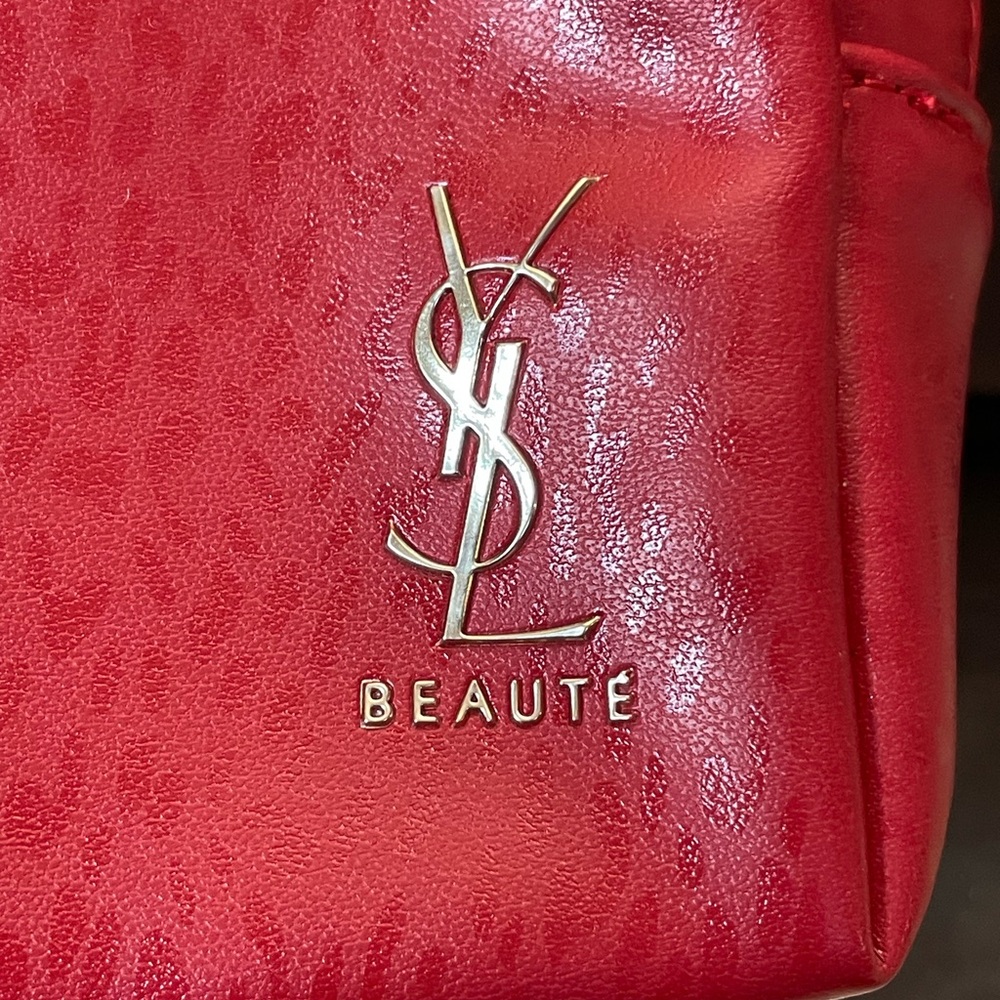 NIB Yves St. Laurent Beaute red cosmetic pouch - Picture 9 of 16